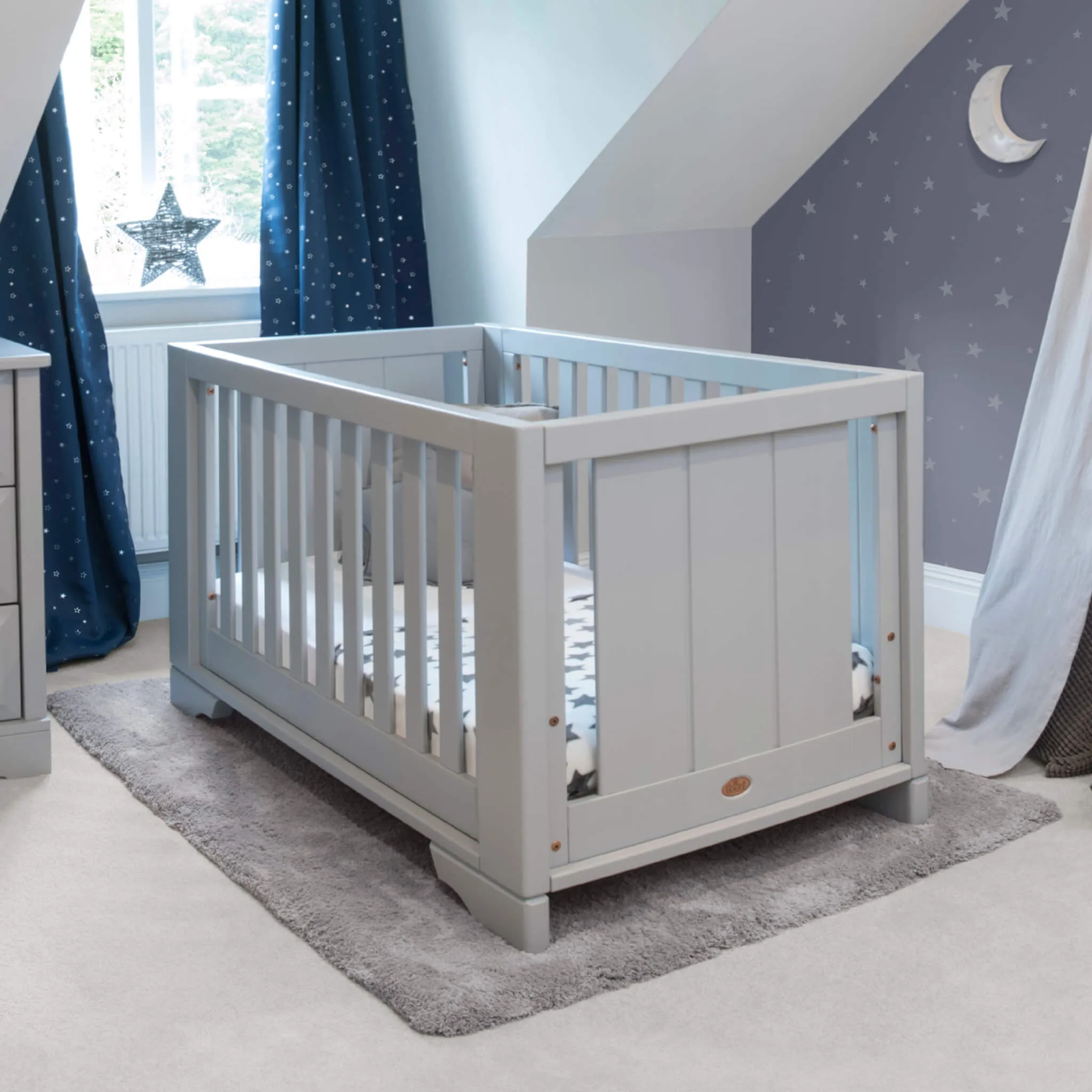Eton Expandable Baby Cot (Clearance)